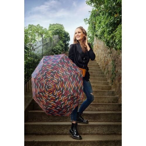 Doppler automata női esernyő (Fiber Magic Gravity) narancssárga használatban